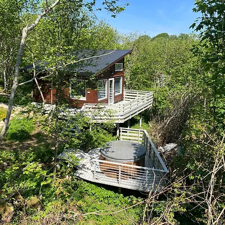 Feriehus Gjestehytte På Moster Med Boblebad
