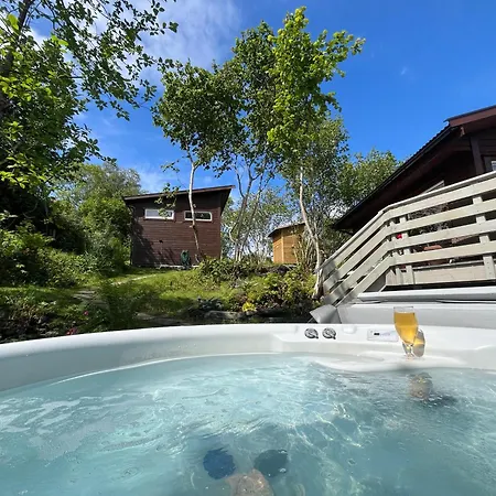 Gjestehytte På Moster Med Boblebad Feriehus